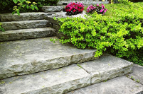 Treppen aus Naturstein sind ein Blickfang und sorgen für einen gepflegten ersten Eindruck. Lassen sie sich von uns in Pinnow beraten